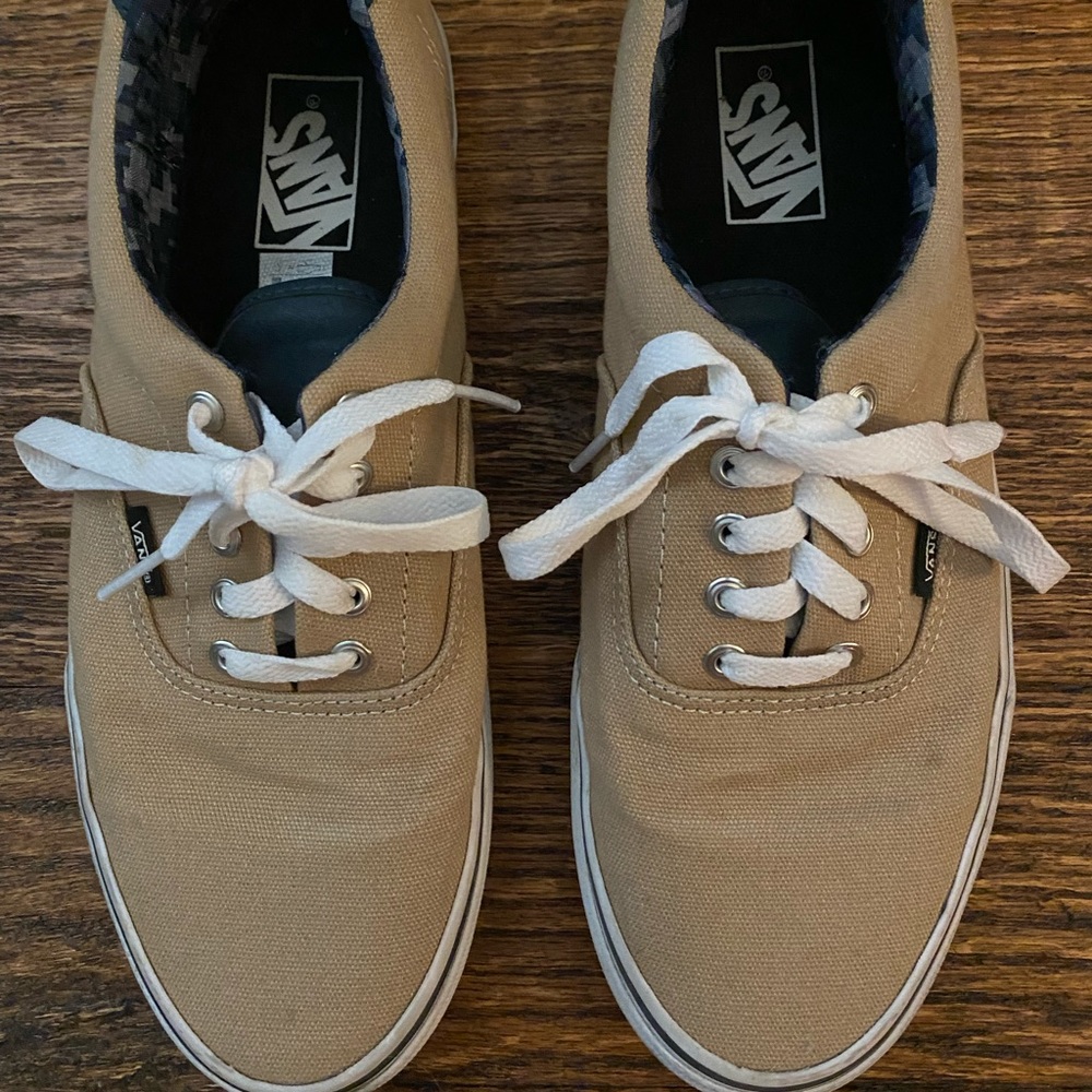 SALE!!!Vans, light tan, men’s 10